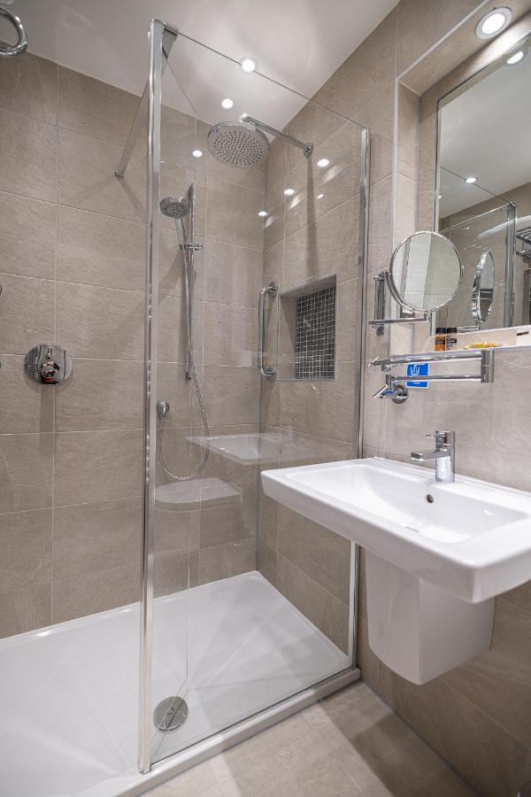 Small Single Room