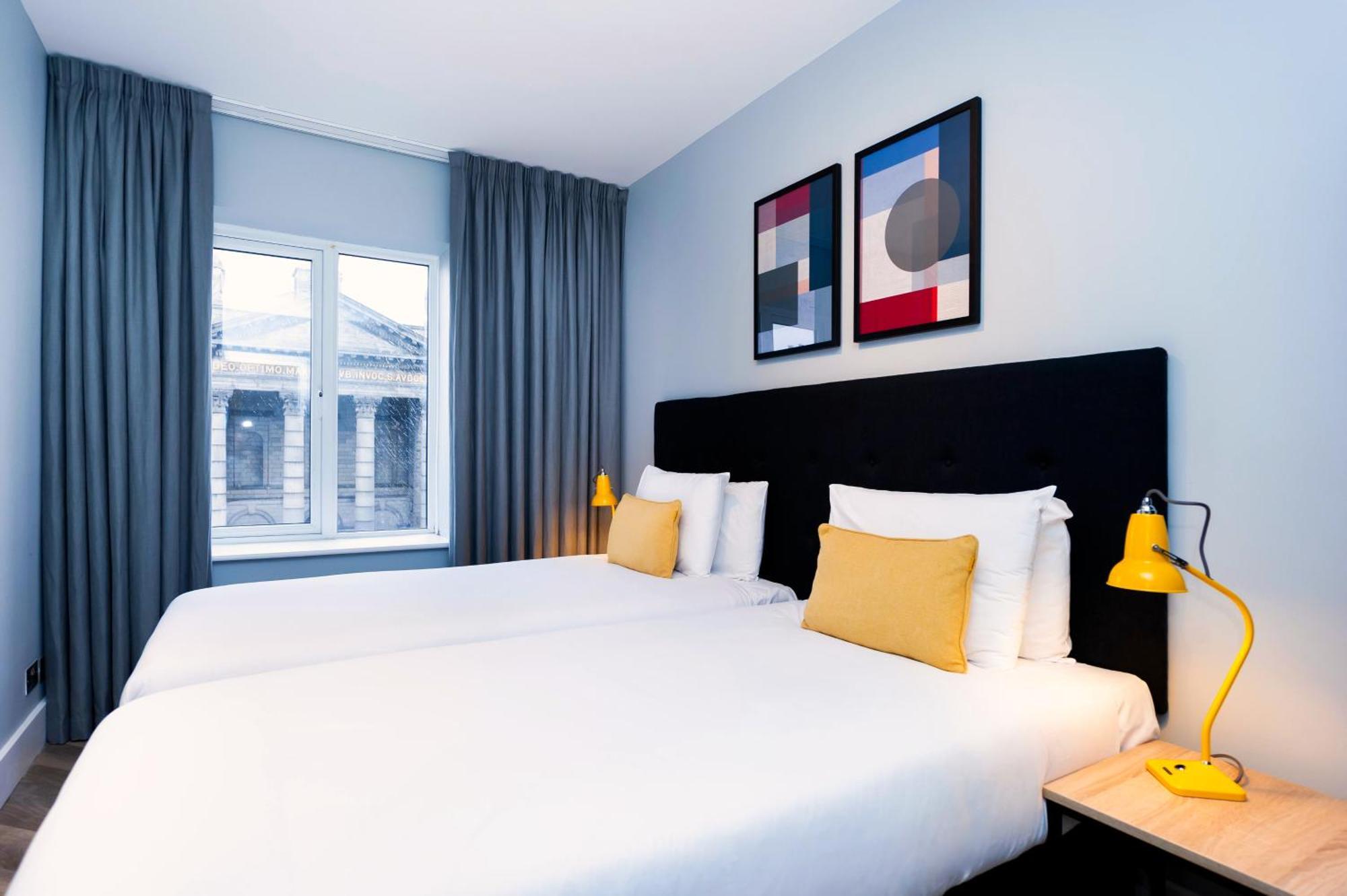 Two-Bedroom Apartment,1432987141:JPEG