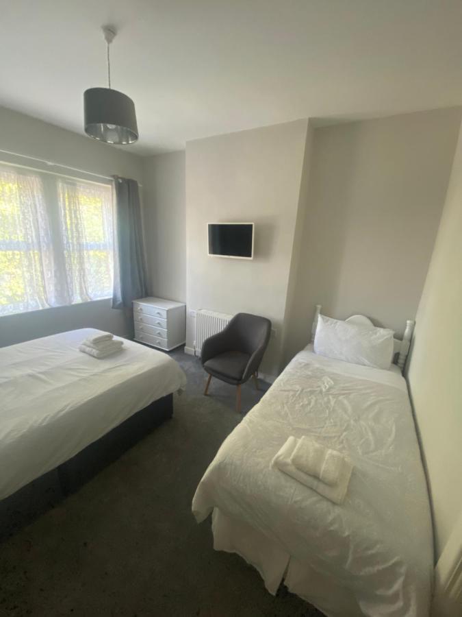 Large Twin Room
