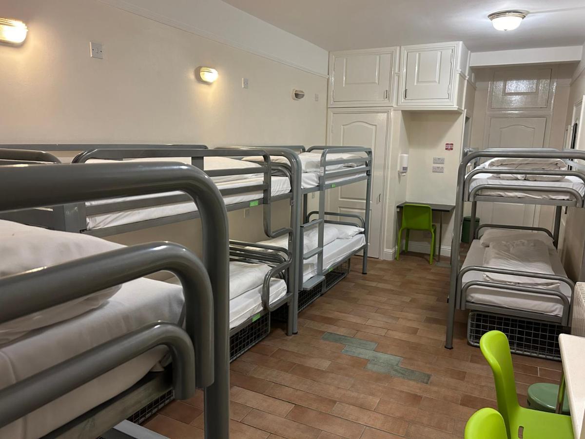 Bed 8-Bed Mixed Dormitory Room