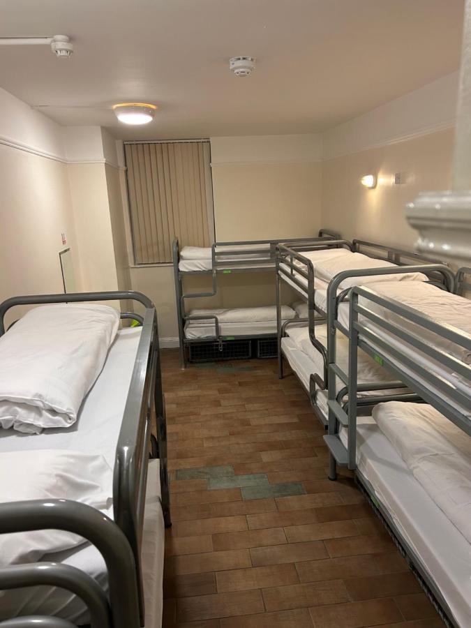 Bed 8-Bed Mixed Dormitory Room
