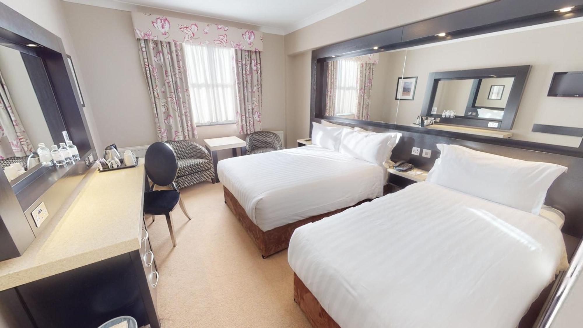 Large Classic Triple Room