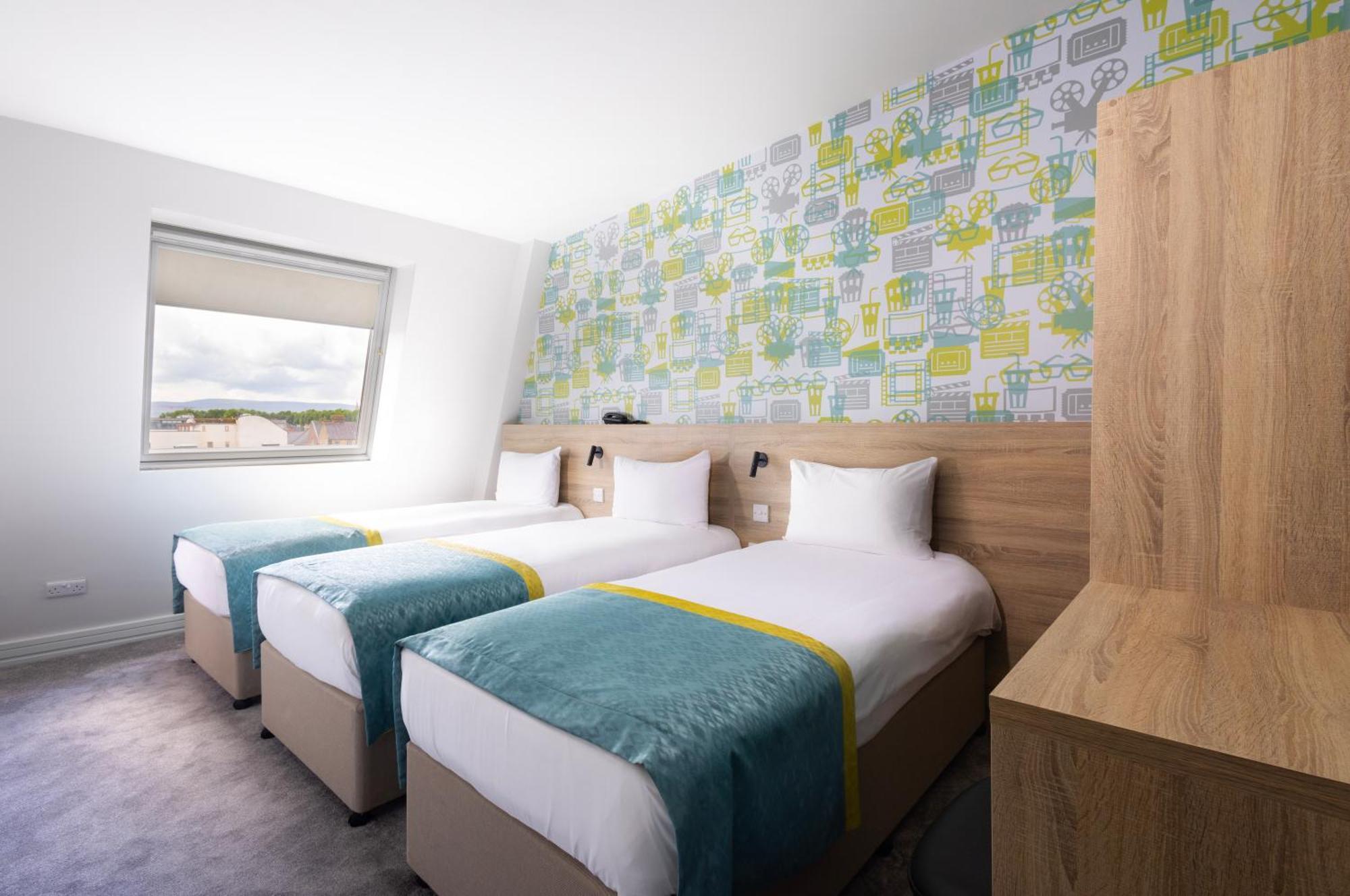 Twin Room,1687448358:JPEG