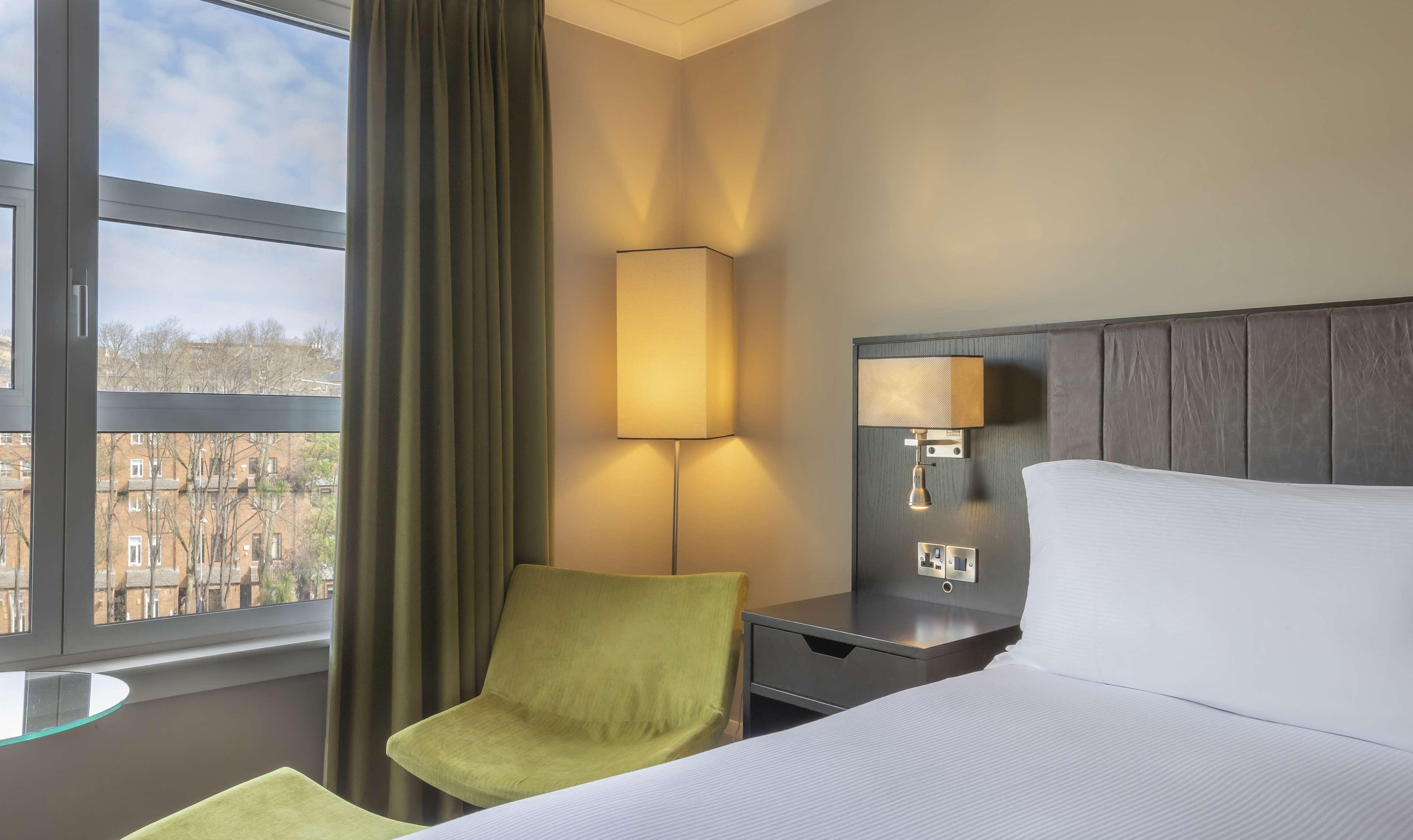Standard Twin Room with Canal View