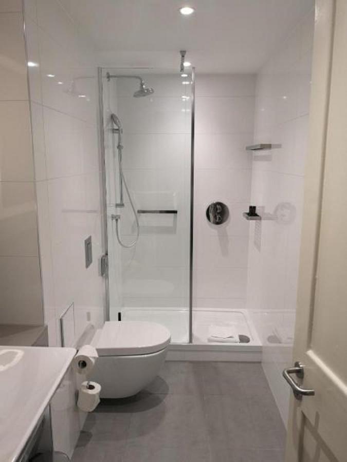 Deluxe Double & Single Room