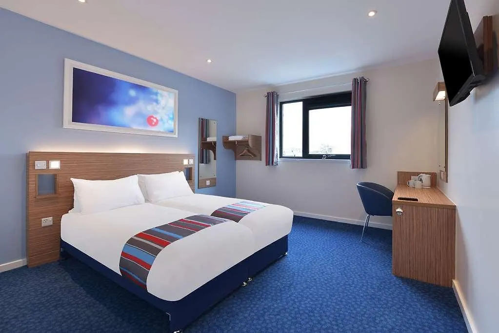 Travelodge Dublin Airport South-1