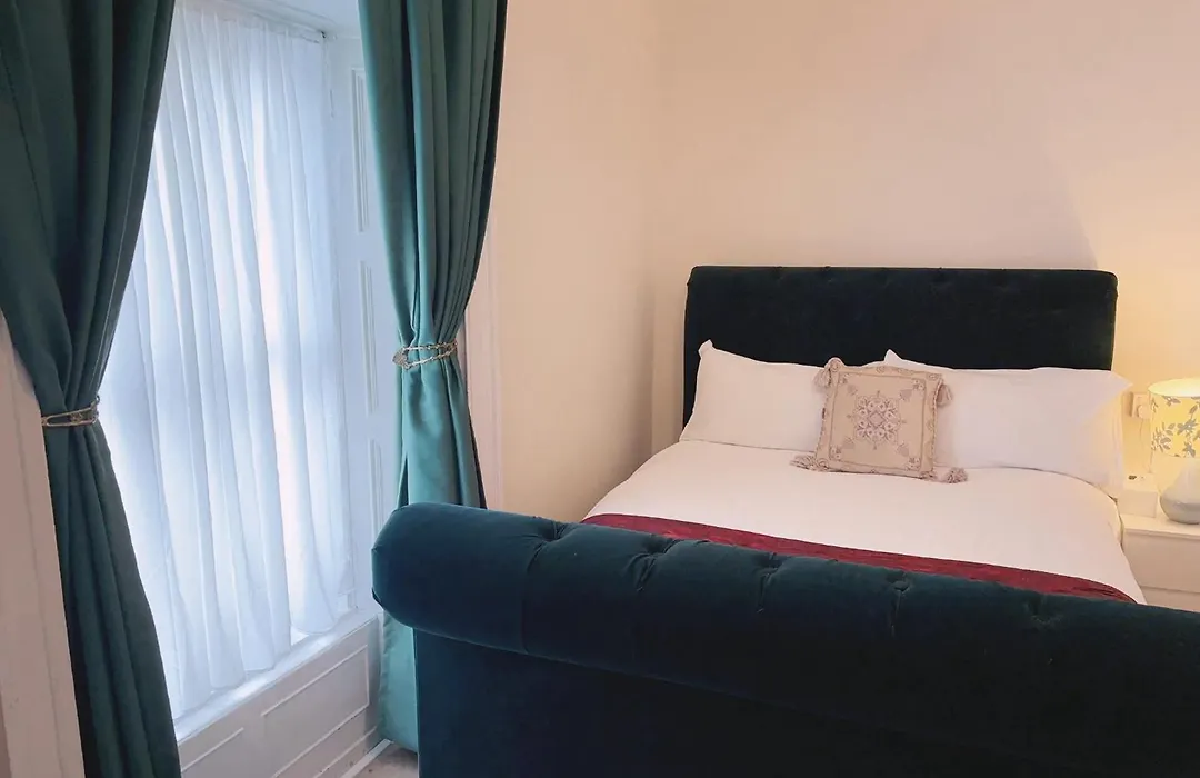 Mulgrave Lodge-1