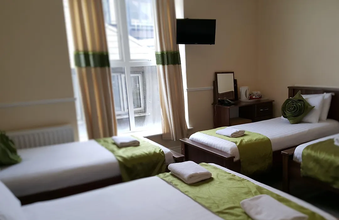 Hazelbrook House B&B-1