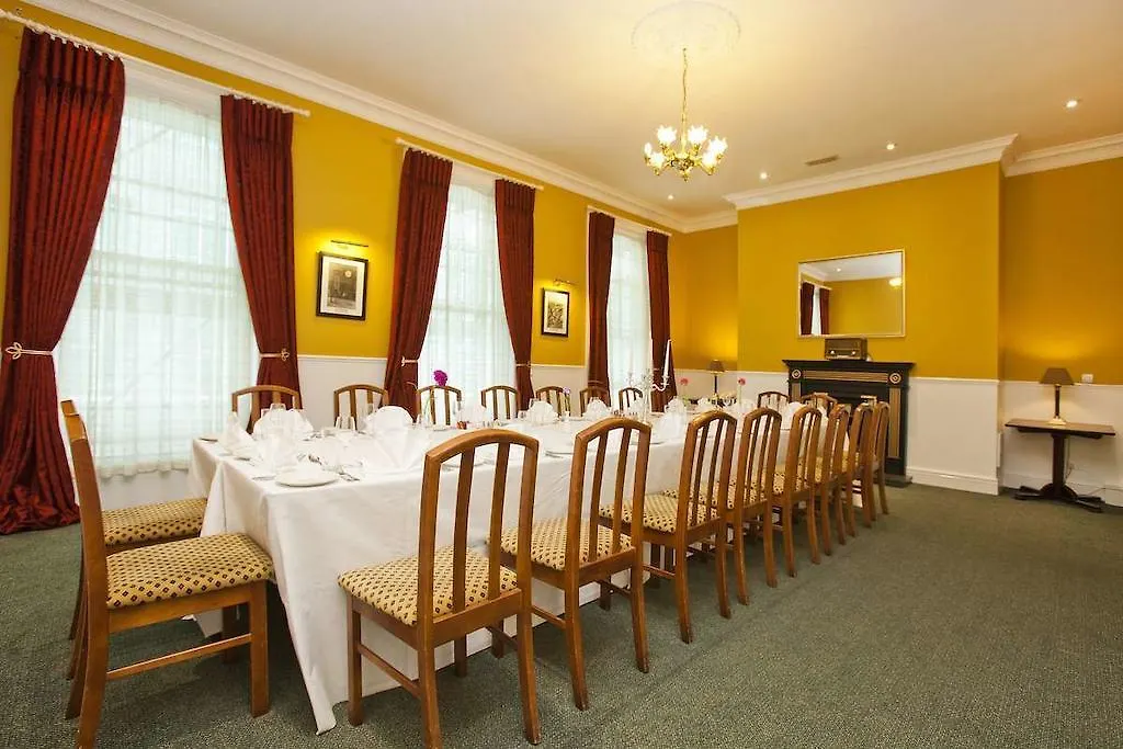 Central Hotel-1