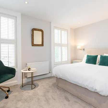 Albert Rooms-3