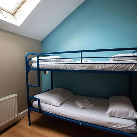 Isaacs Hostel-3