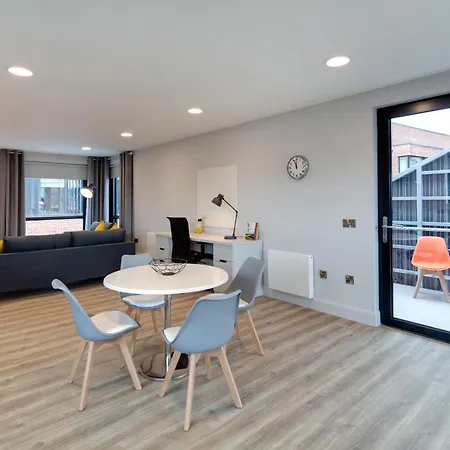 Highfield House-3