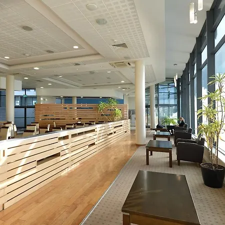Travelodge Dublin Airport South-3