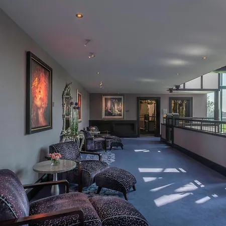 Clontarf Castle Hotel-3