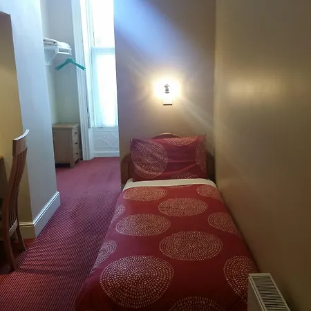 Parkway Guesthouse-2