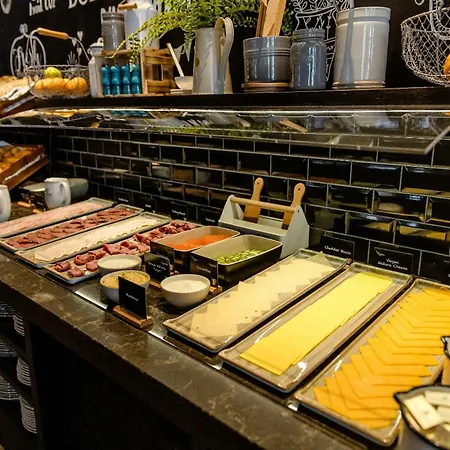 Motel One Dublin-3